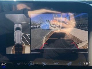 New 2026 Chevrolet Suburban LT w/ Comfort Package AWD/4WD image 13