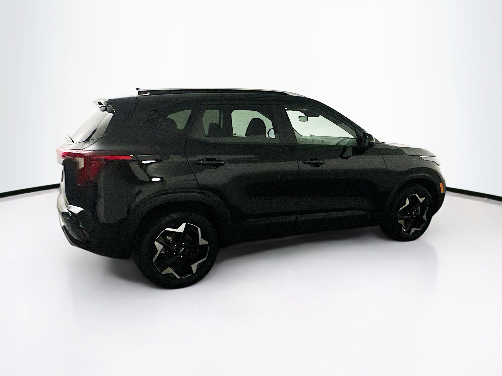 Used 2025 Kia Seltos S image 10