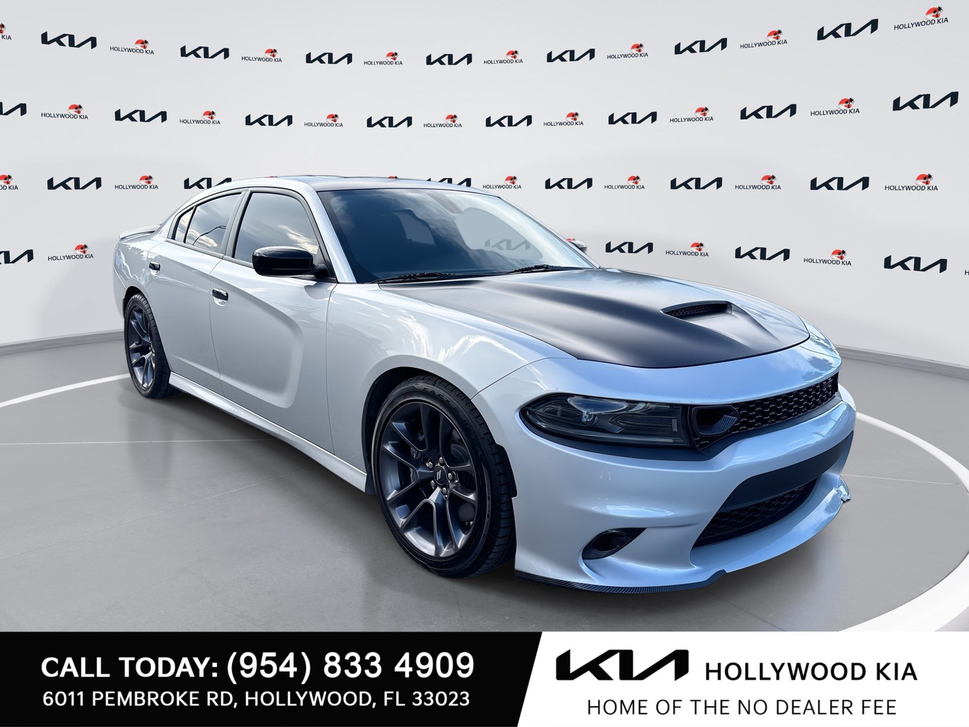 Used 2023 Dodge Charger Scat Pack w/ Navigation & Travel Group RWD image 1