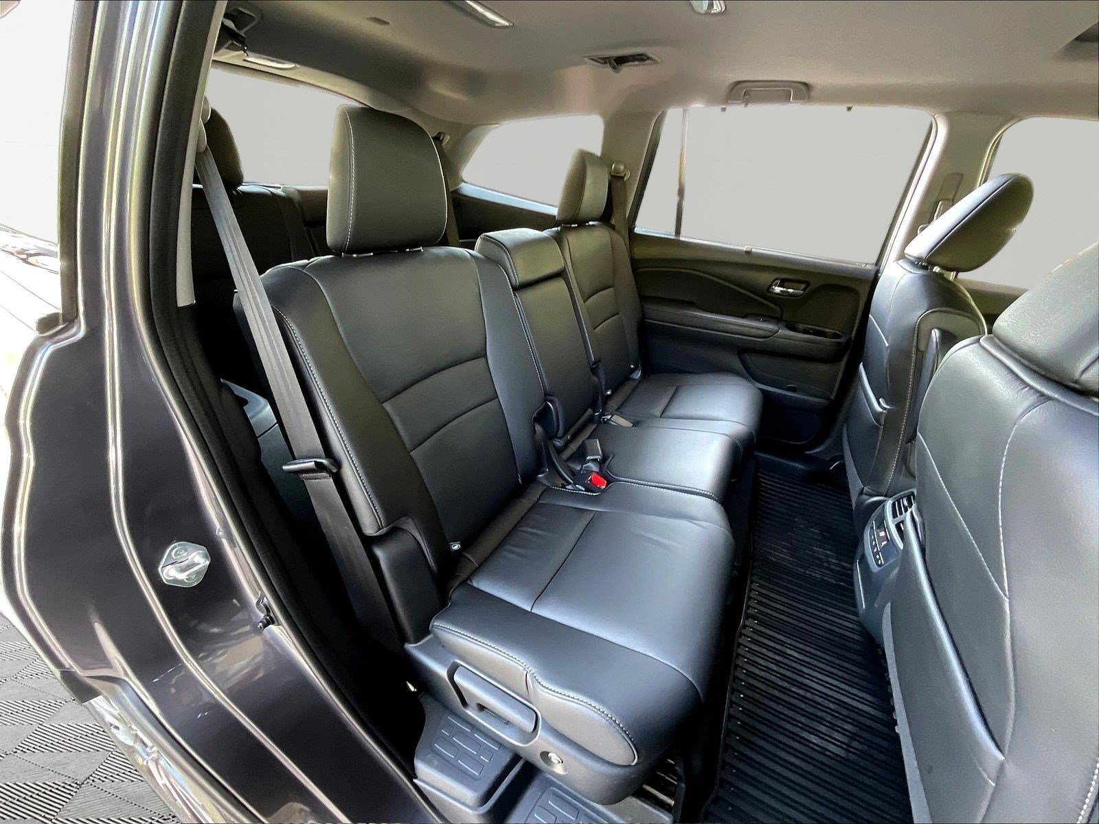 Used 2021 Honda Pilot Special Edition image 25