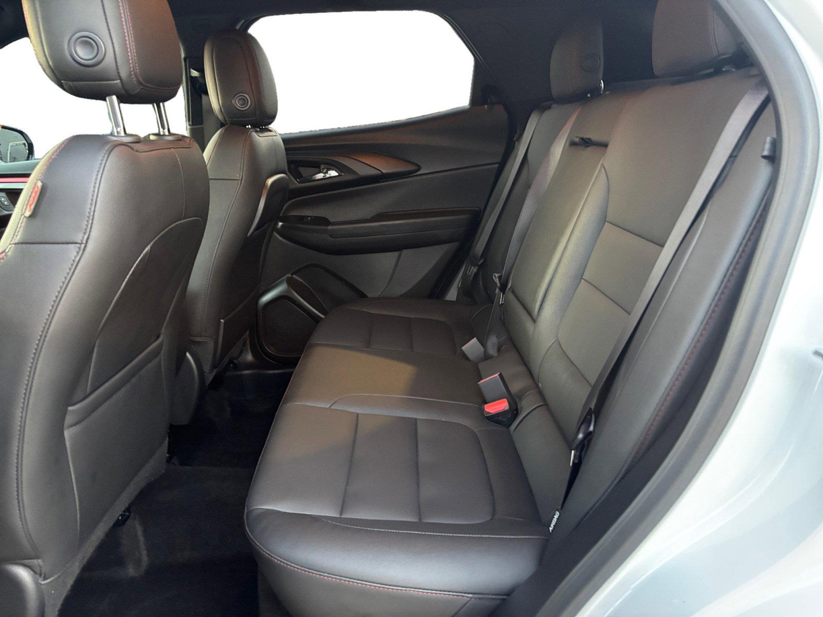 Used 2025 Chevrolet TrailBlazer RS w/ Convenience Package image 13