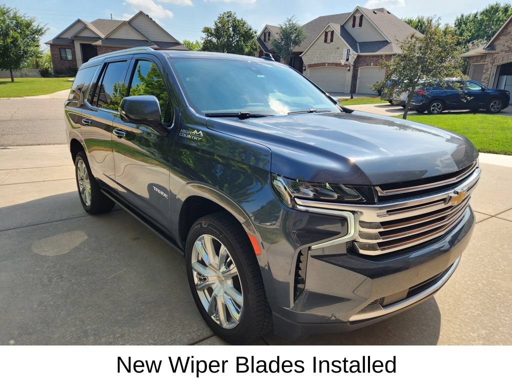 Used 2021 Chevrolet Tahoe High Country w/ Premium Package AWD/4WD image 9