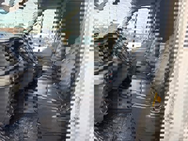 New 2026 Ford Transit 250 148 Medium Roof w/ Load Area Protection Package image 9