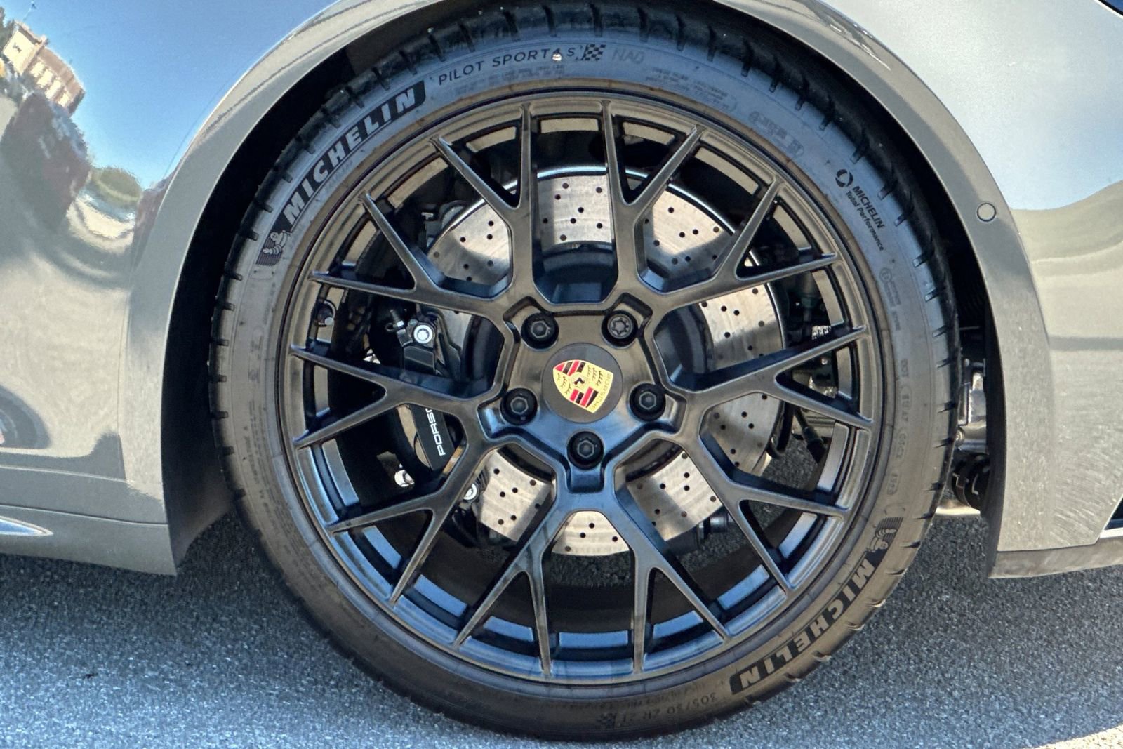 Used 2023 Porsche 911 Targa 4 GTS image 44