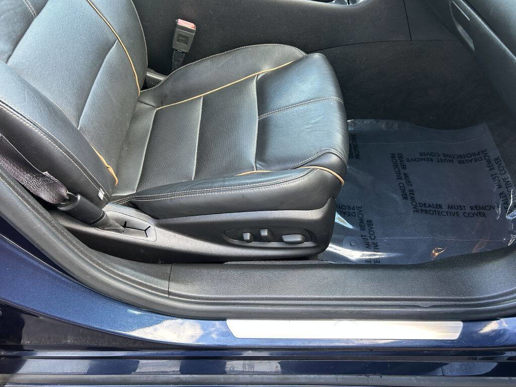 Used 2017 Chevrolet Impala Premier w/ Enhanced Convenience Package image 28