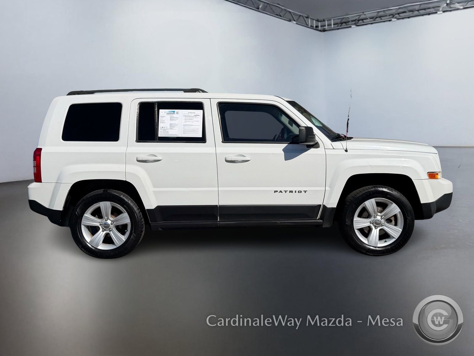 Used 2017 Jeep Patriot Latitude image 3