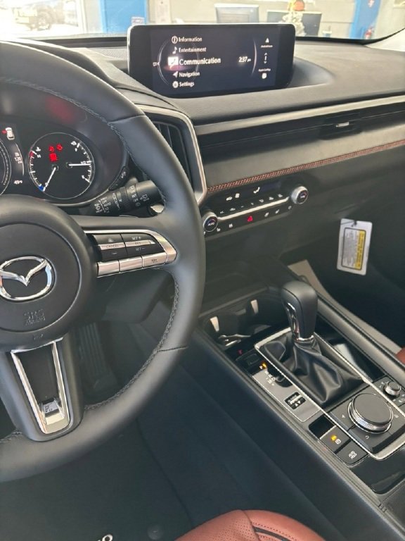 New 2026 MAZDA CX-50 Meridian Edition w/ Weather Package image 9