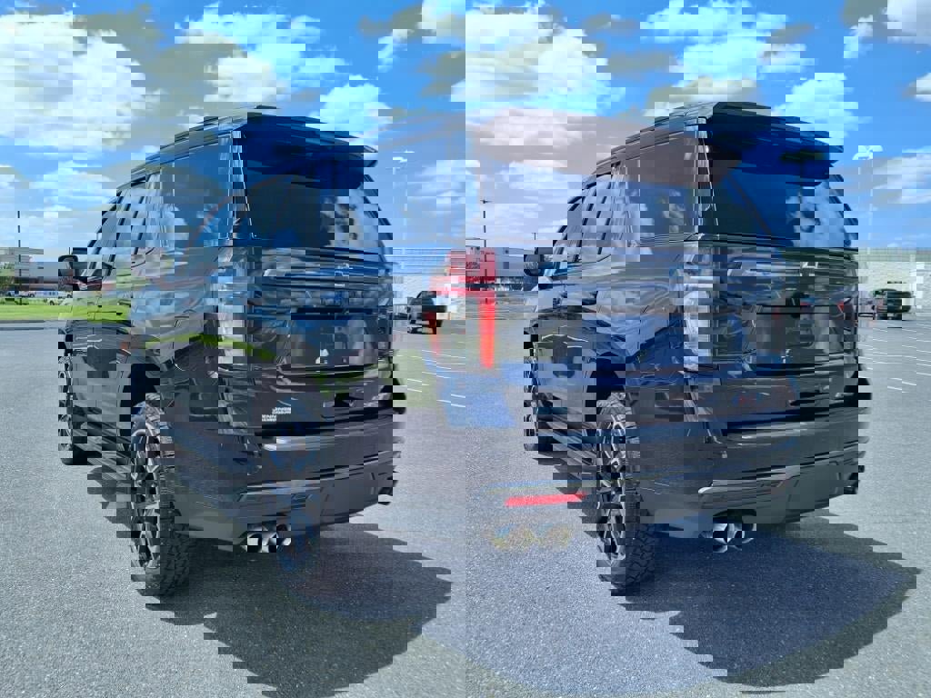 Certified 2022 Chevrolet Tahoe RST w/ Sport Performance Package image 6