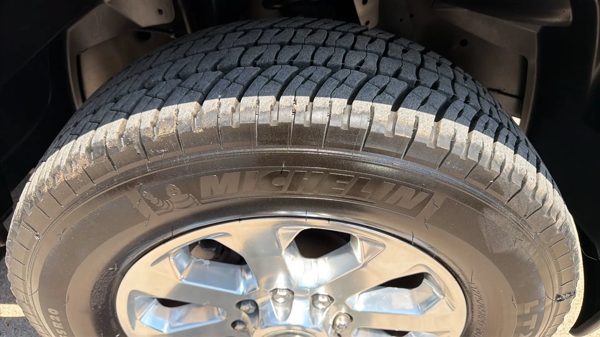 Used 2019 RAM 2500 Laramie AWD/4WD image 11