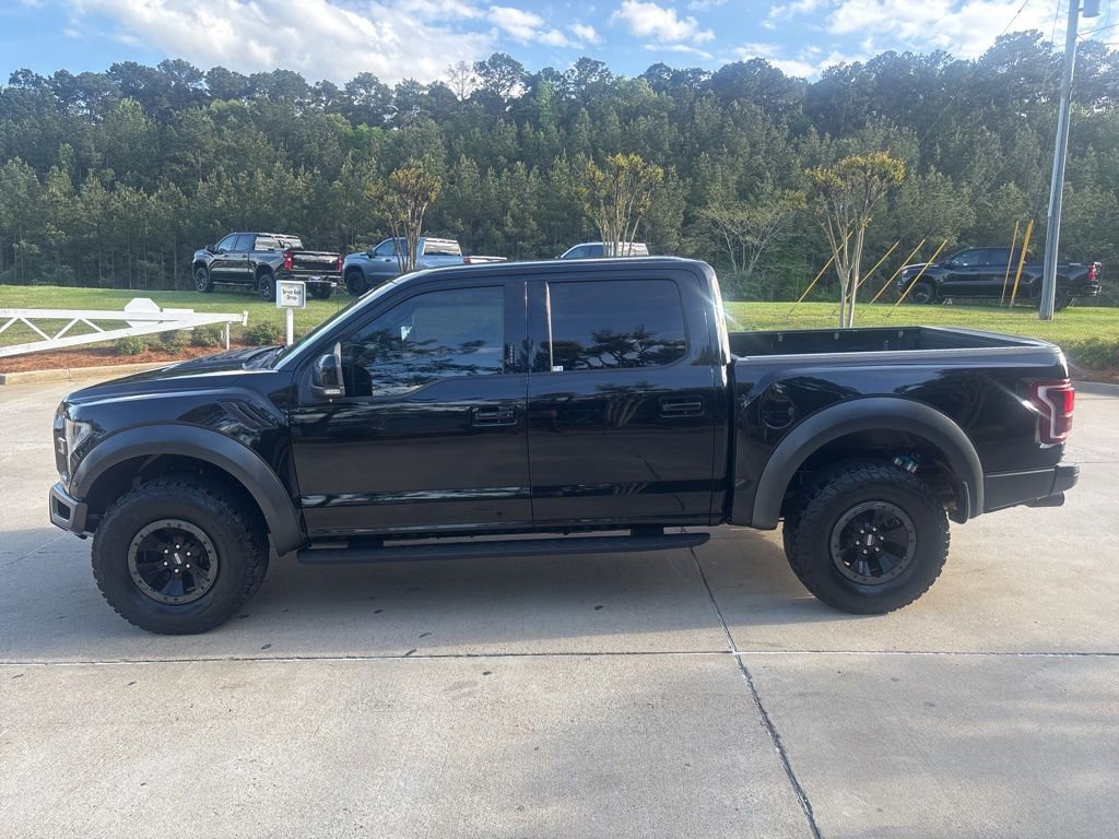 Used 2018 Ford F150 Raptor w/ Equipment Group 802A Luxury image 23