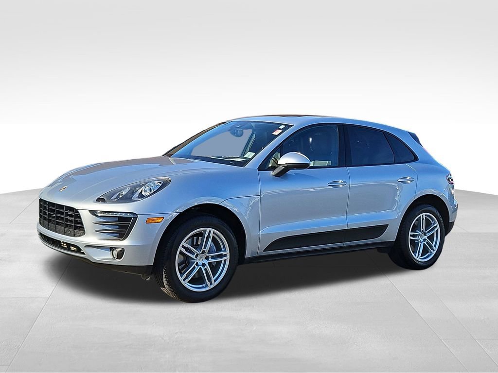 Used 2017 Porsche Macan Base image 3
