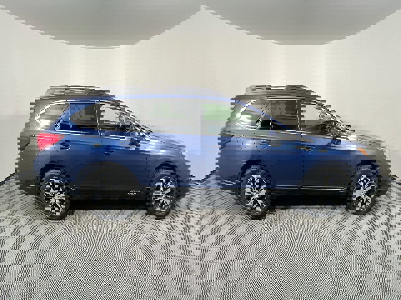 Used 2019 Subaru Outback 3.6R Limited image 2