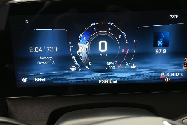 Used 2025 Chevrolet Traverse LT FWD image 9