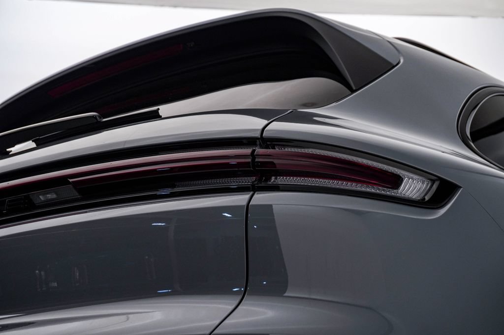 New 2026 Porsche Cayenne AWD/4WD image 12