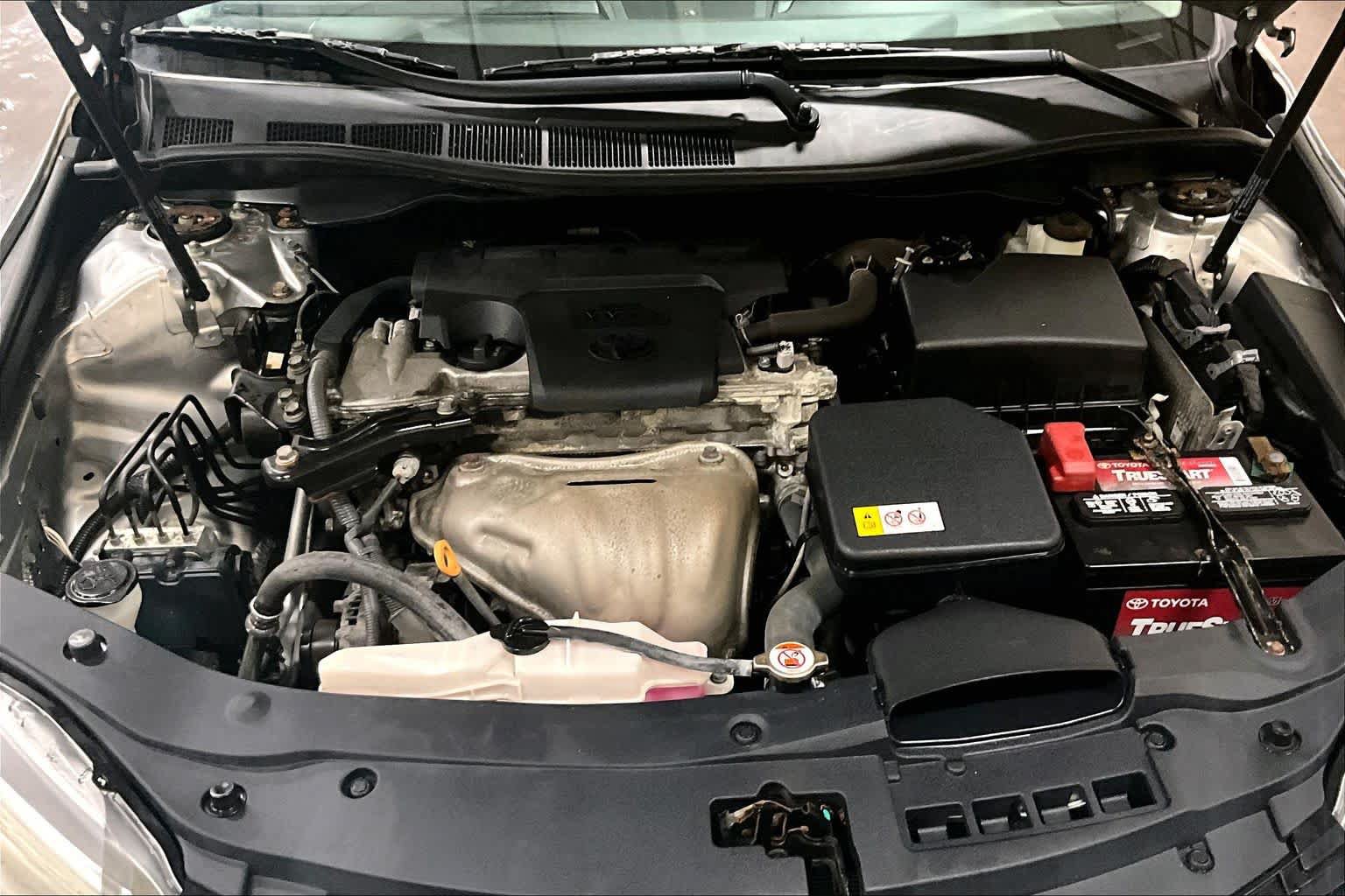 Used 2017 Toyota Camry XLE FWD image 32
