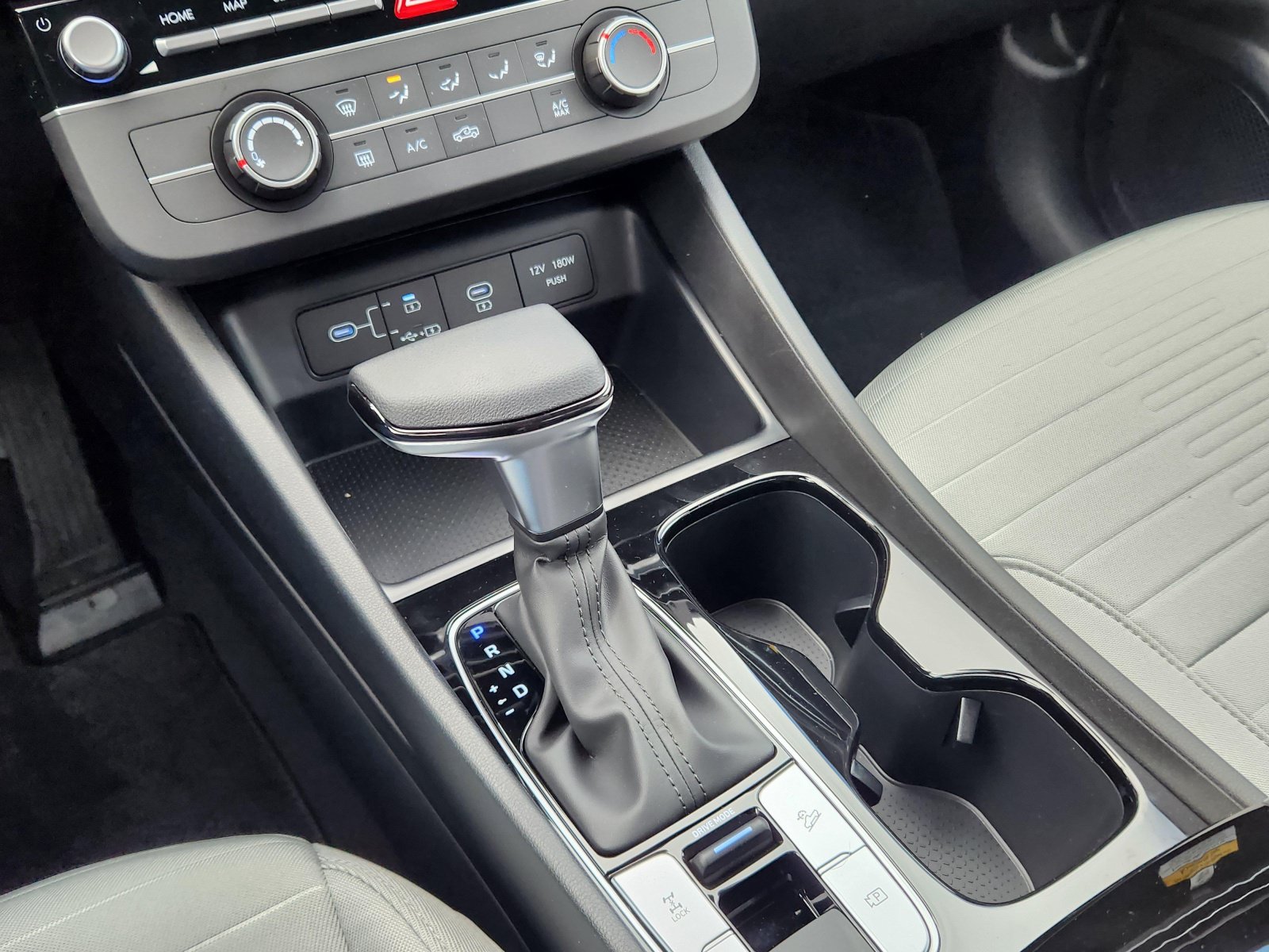 New 2026 Hyundai Santa Cruz SE AWD/4WD image 44