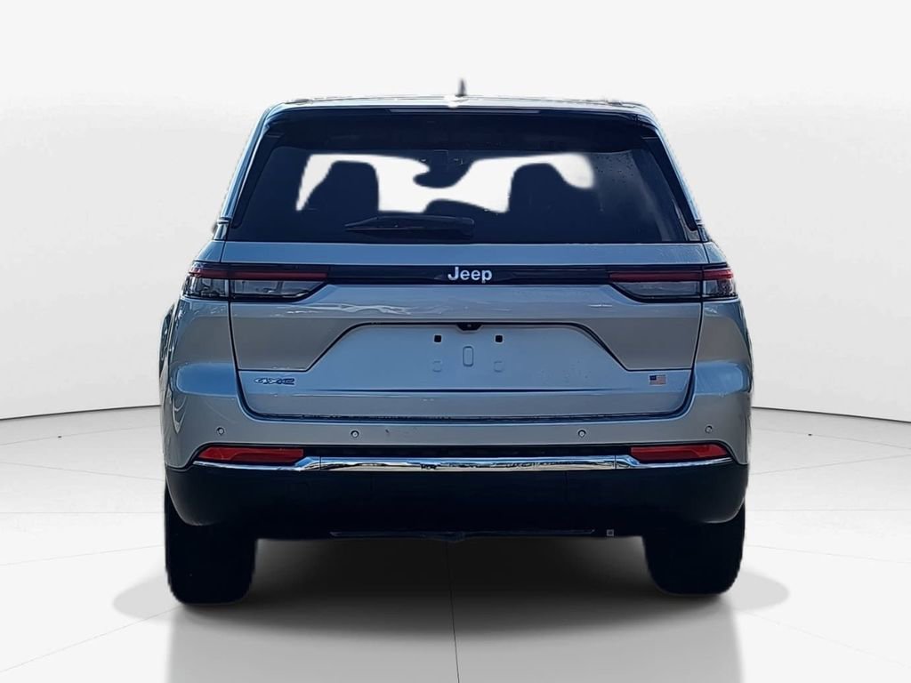 Used 2022 Jeep Grand Cherokee Limited 4xe image 6