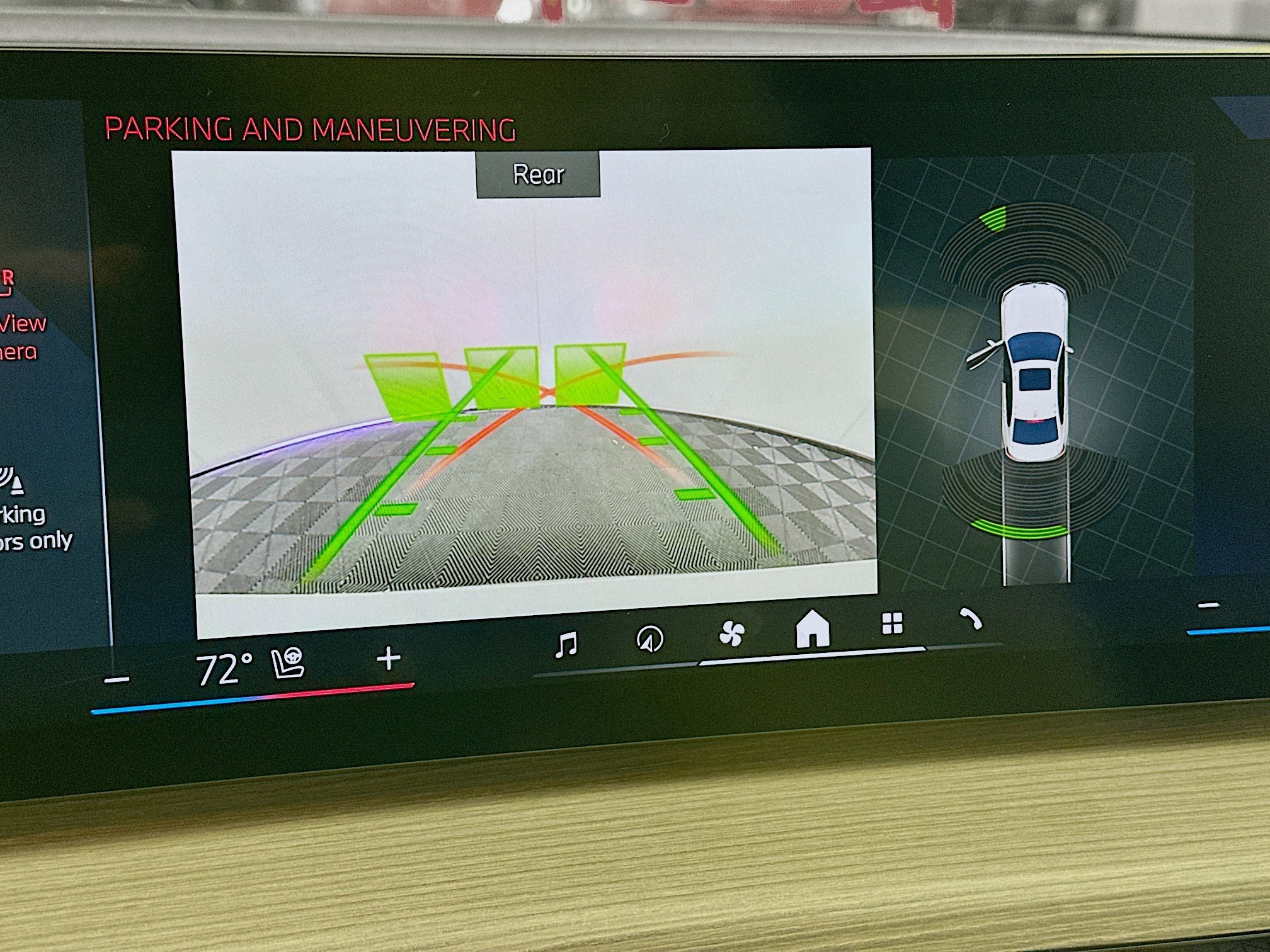 Used 2025 BMW 330i Sedan image 23