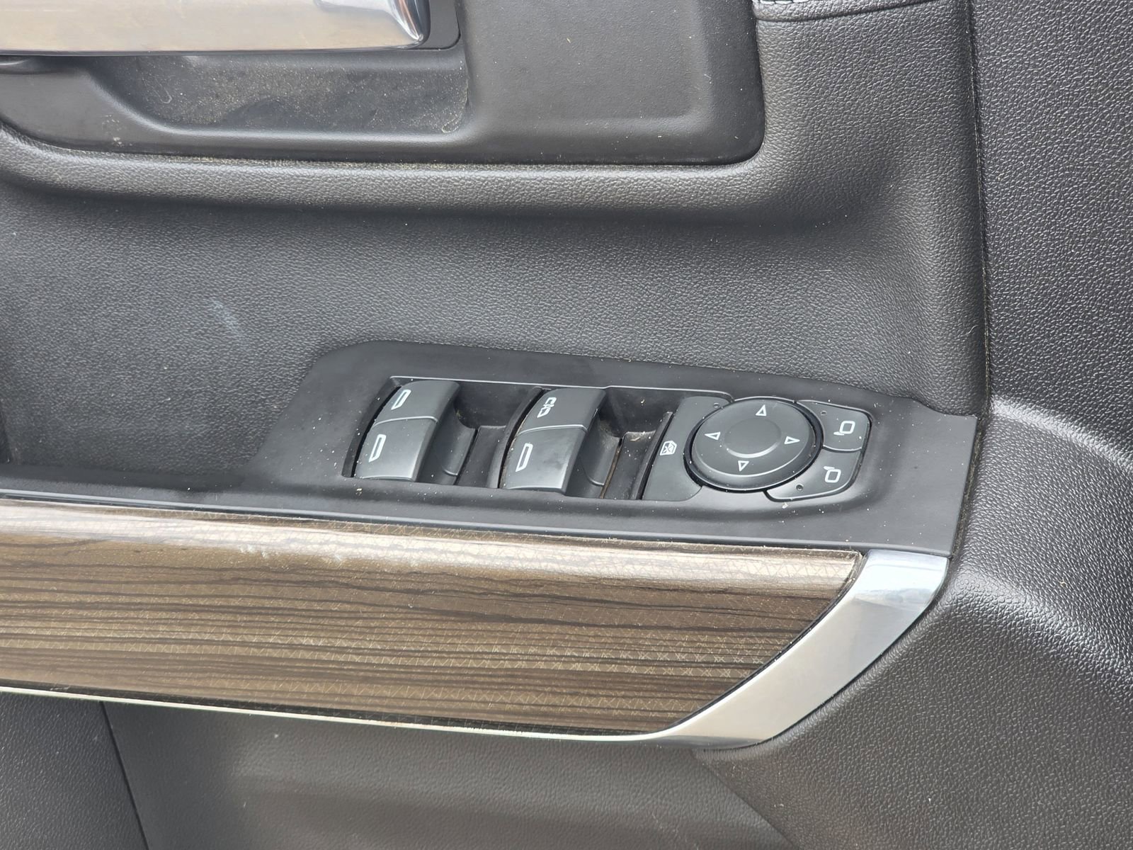 Used 2022 Chevrolet Silverado 2500 LT w/ Convenience Package AWD/4WD image 19