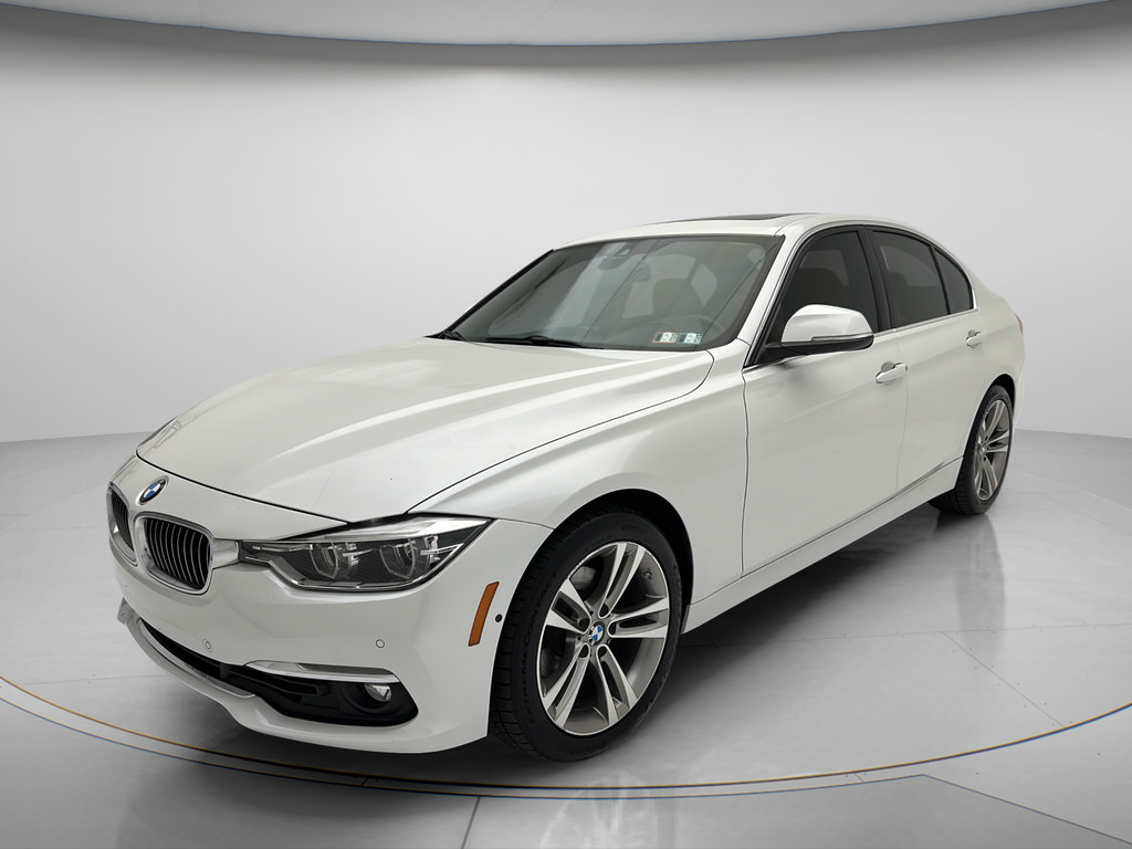 Used 2016 BMW 328i xDrive Sedan AWD/4WD image 3