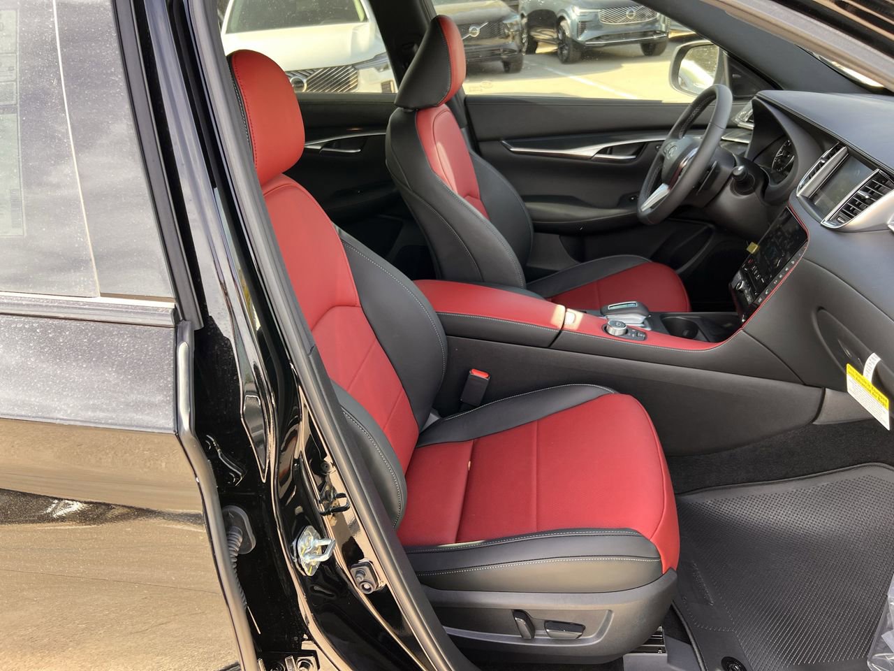 New 2025 INFINITI QX50 Sport image 24