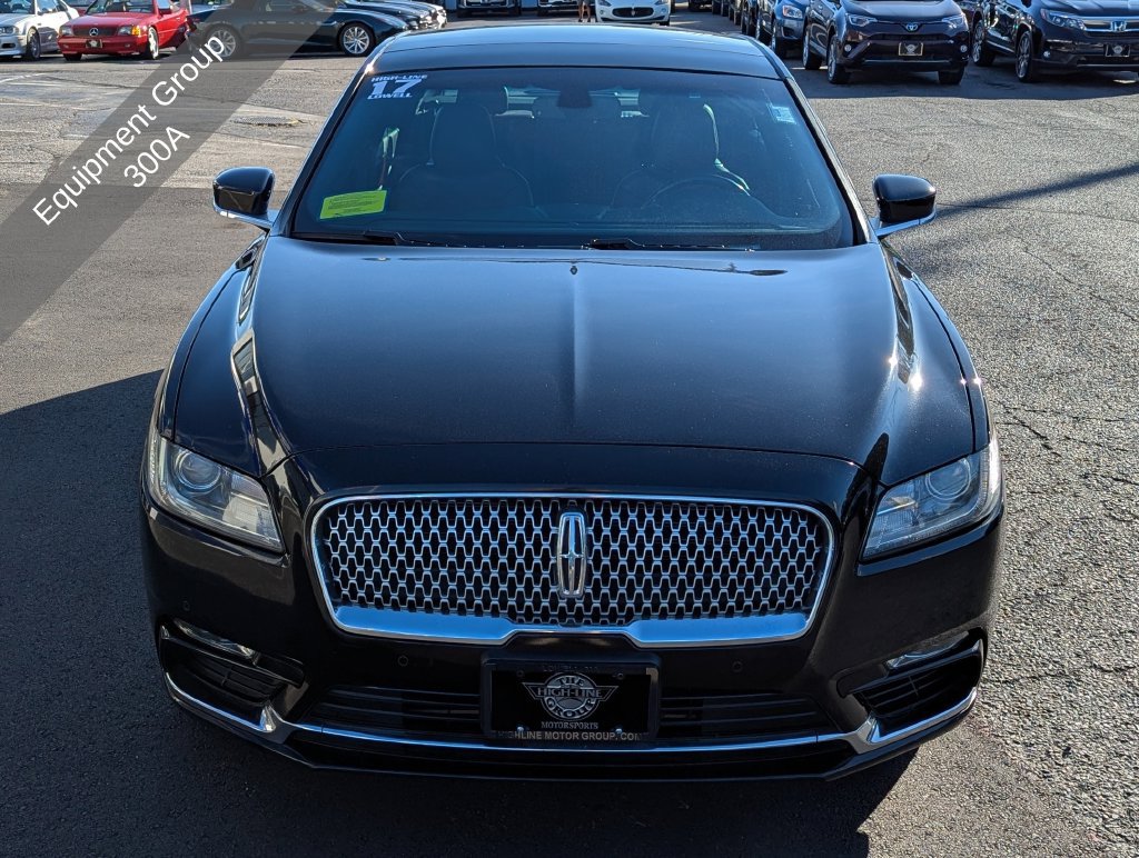 Used 2017 Lincoln Continental Reserve AWD/4WD image 3