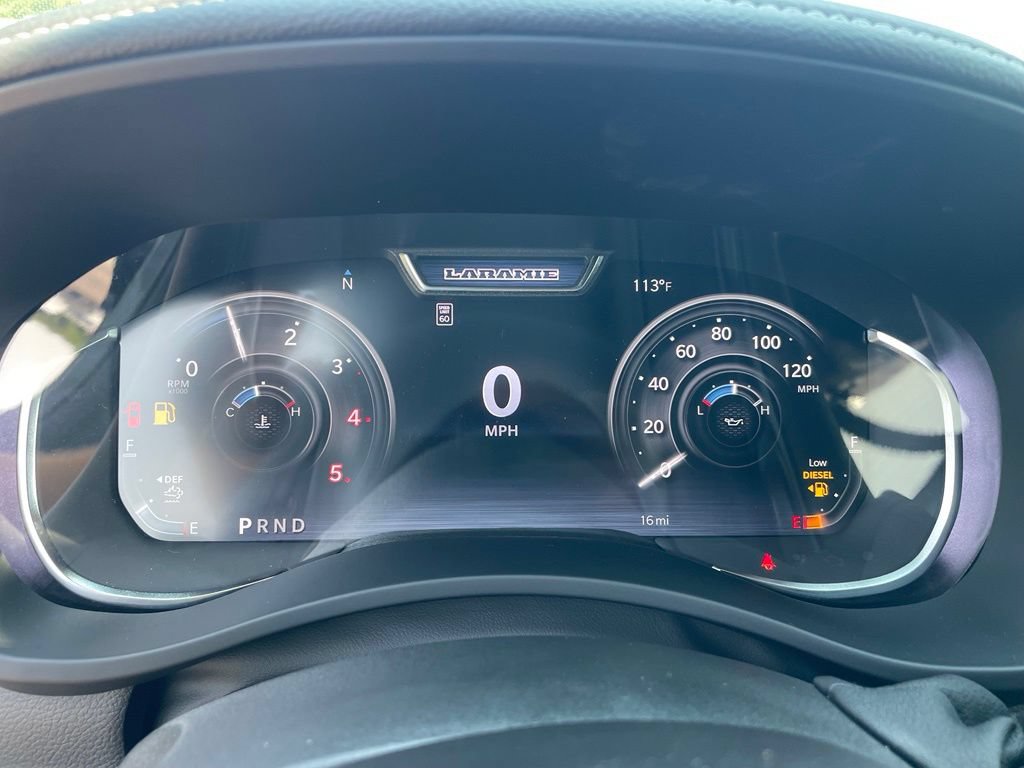 New 2026 RAM 2500 Laramie AWD/4WD image 31