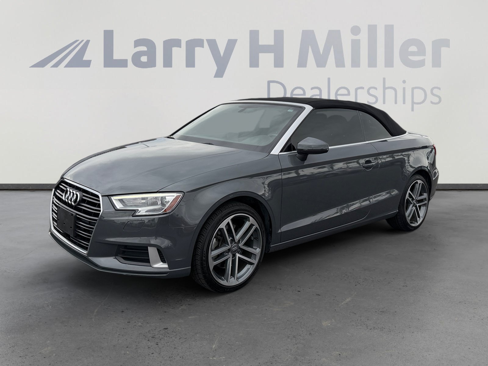Used 2019 Audi A3 2.0T Premium FWD image 1