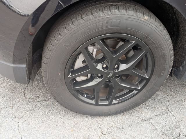 Used 2024 Ford Edge SEL image 10