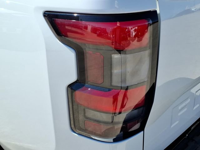 Used 2025 Nissan Frontier SV w/ SV Convenience Package RWD image 10