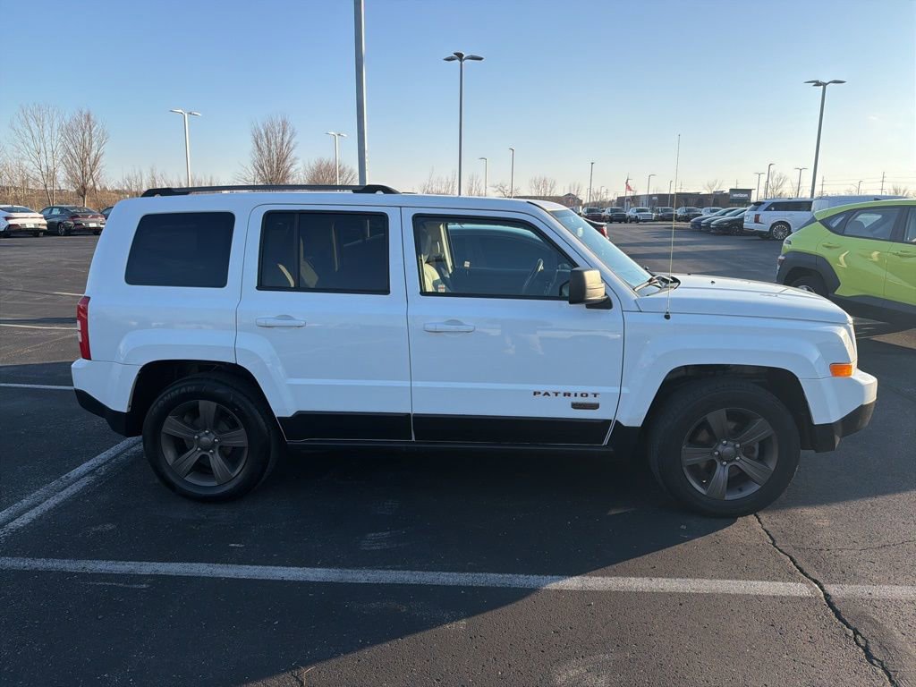 Used 2016 Jeep Patriot 75th Anniversary w/ Power Value Group FWD image 5