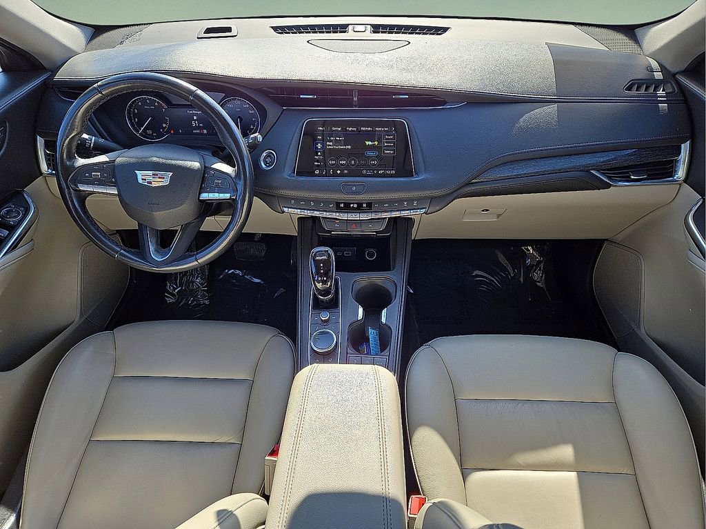 Used 2023 Cadillac XT4 Premium Luxury image 17