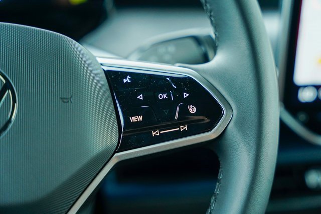 New 2025 Volkswagen ID. Buzz Pro S image 12