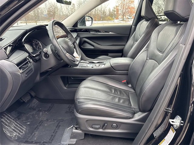 Used 2023 INFINITI QX60 Pure image 17