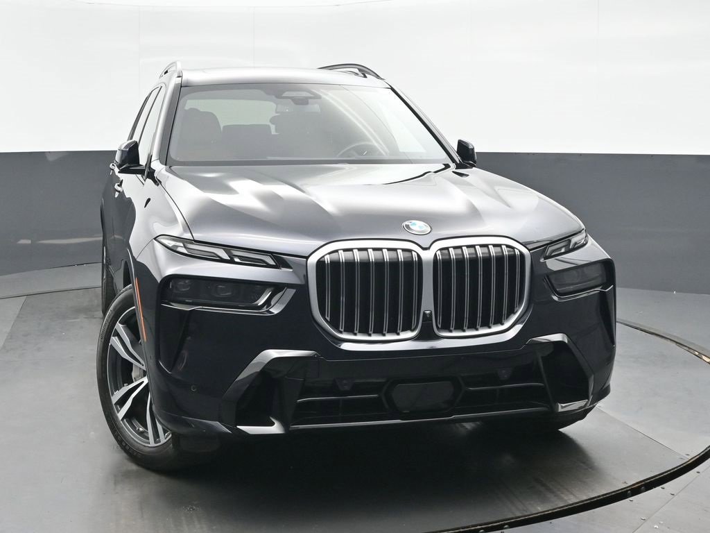 Used 2023 BMW X7 xDrive40i w/ Executive Package image 8