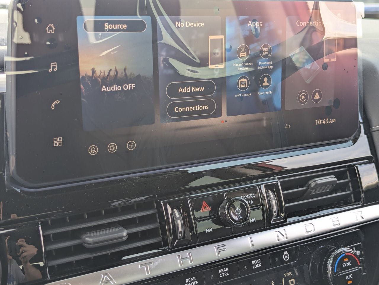 New 2026 Nissan Pathfinder SL AWD/4WD image 15