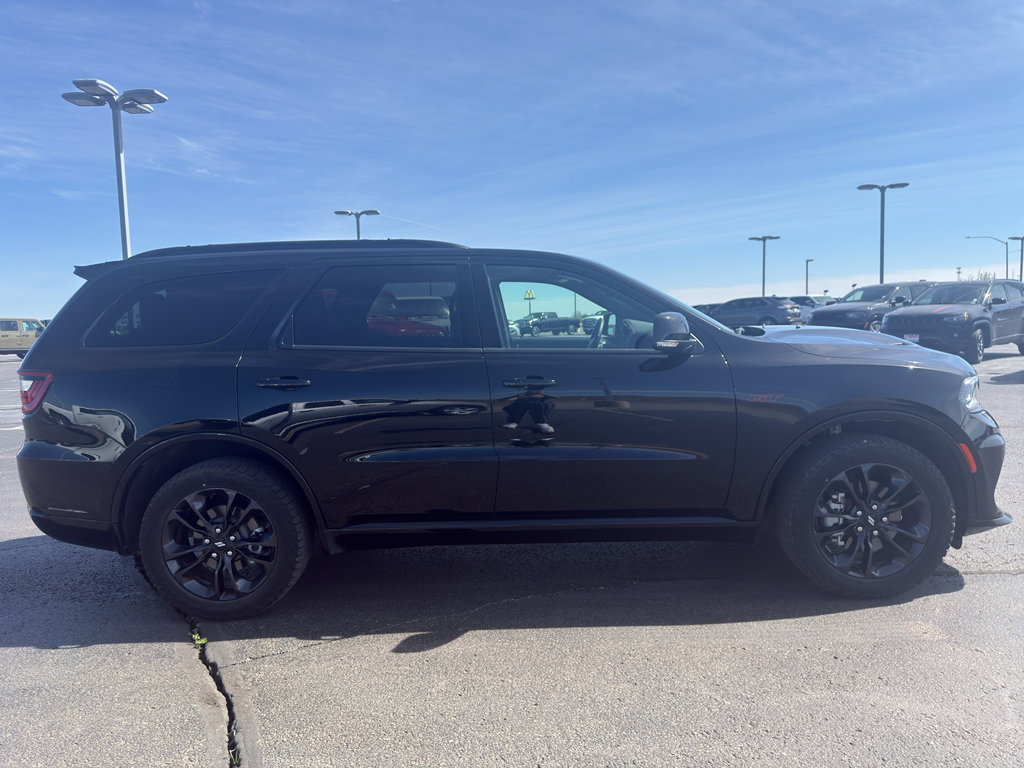 Used 2025 Dodge Durango GT image 4