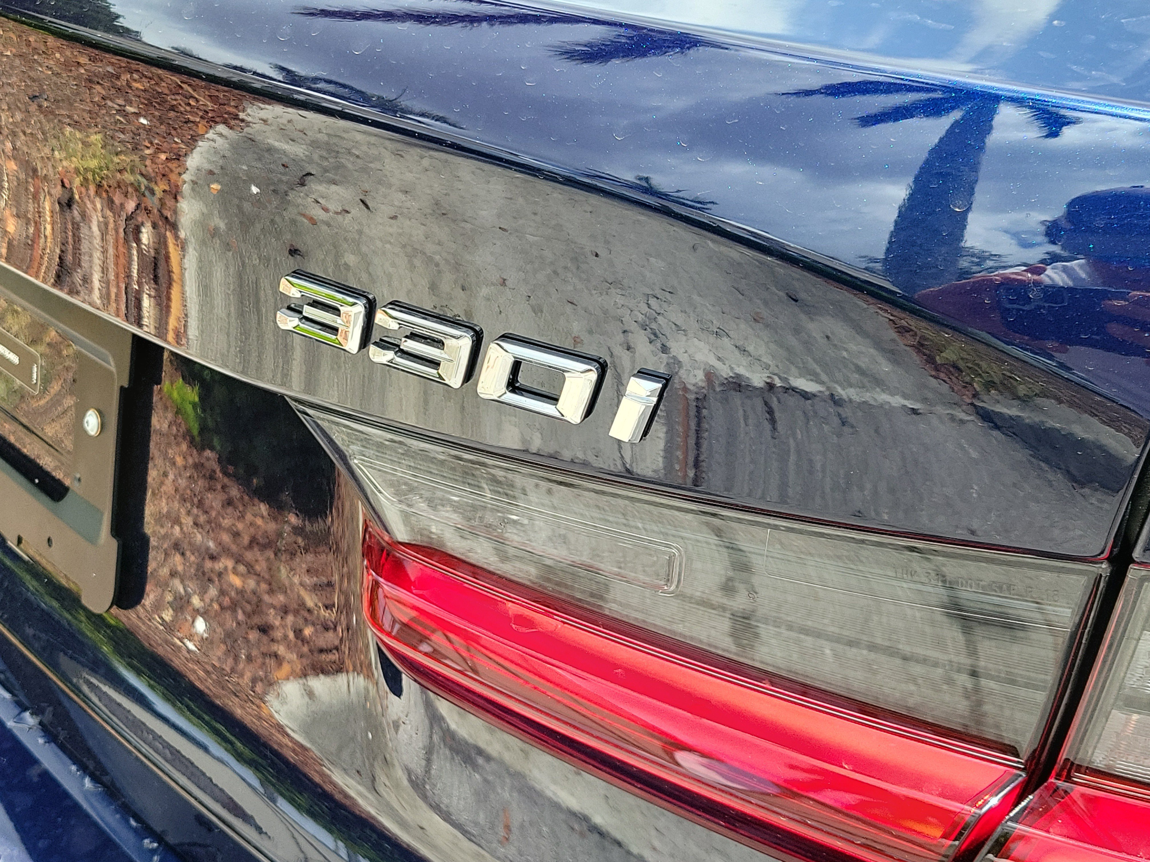 New 2026 BMW 330i Sedan w/ Convenience Package RWD image 5