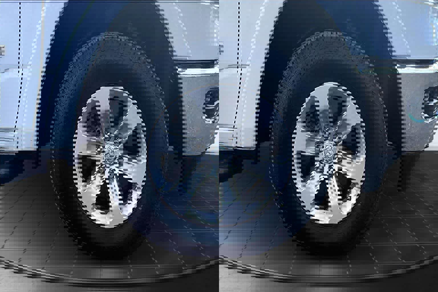 Used 2021 RAM 1500 Laramie w/ Off Road Group image 34