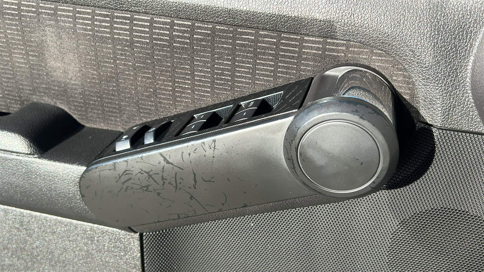 Used 2010 Ford Explorer XLT RWD image 21