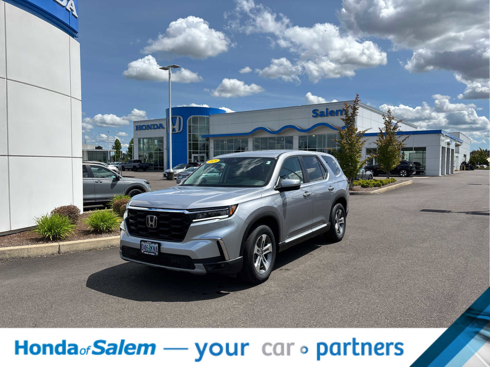 Used 2025 Honda Pilot EX-L image 1
