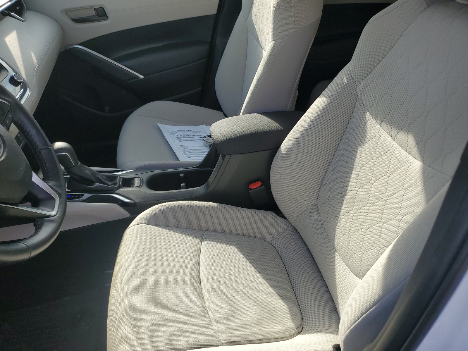 Certified 2024 Toyota Corolla Cross LE w/ Moonroof Package FWD image 17