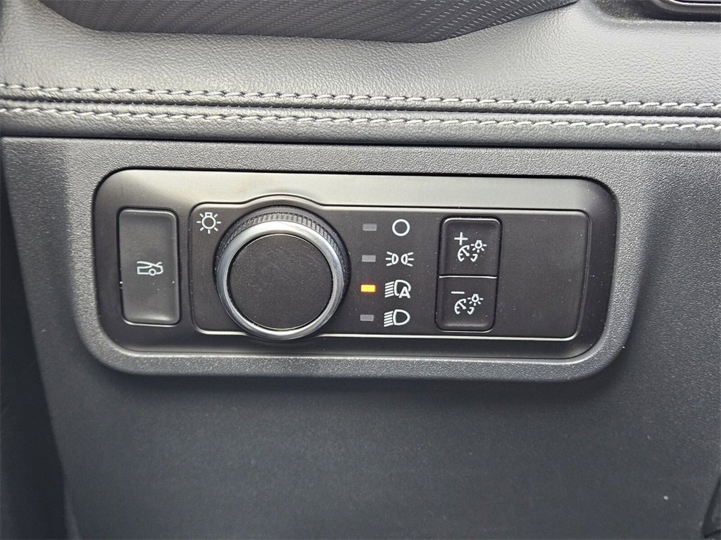 Used 2024 Ford Mustang GT Premium image 17