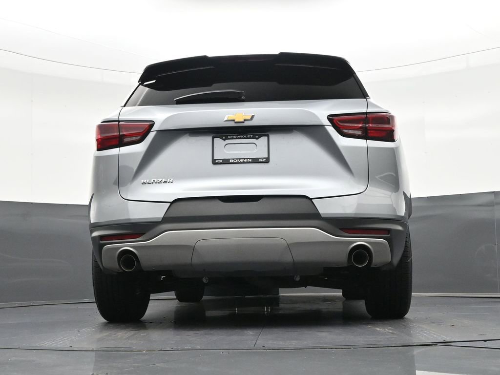 Used 2023 Chevrolet Blazer LT image 26