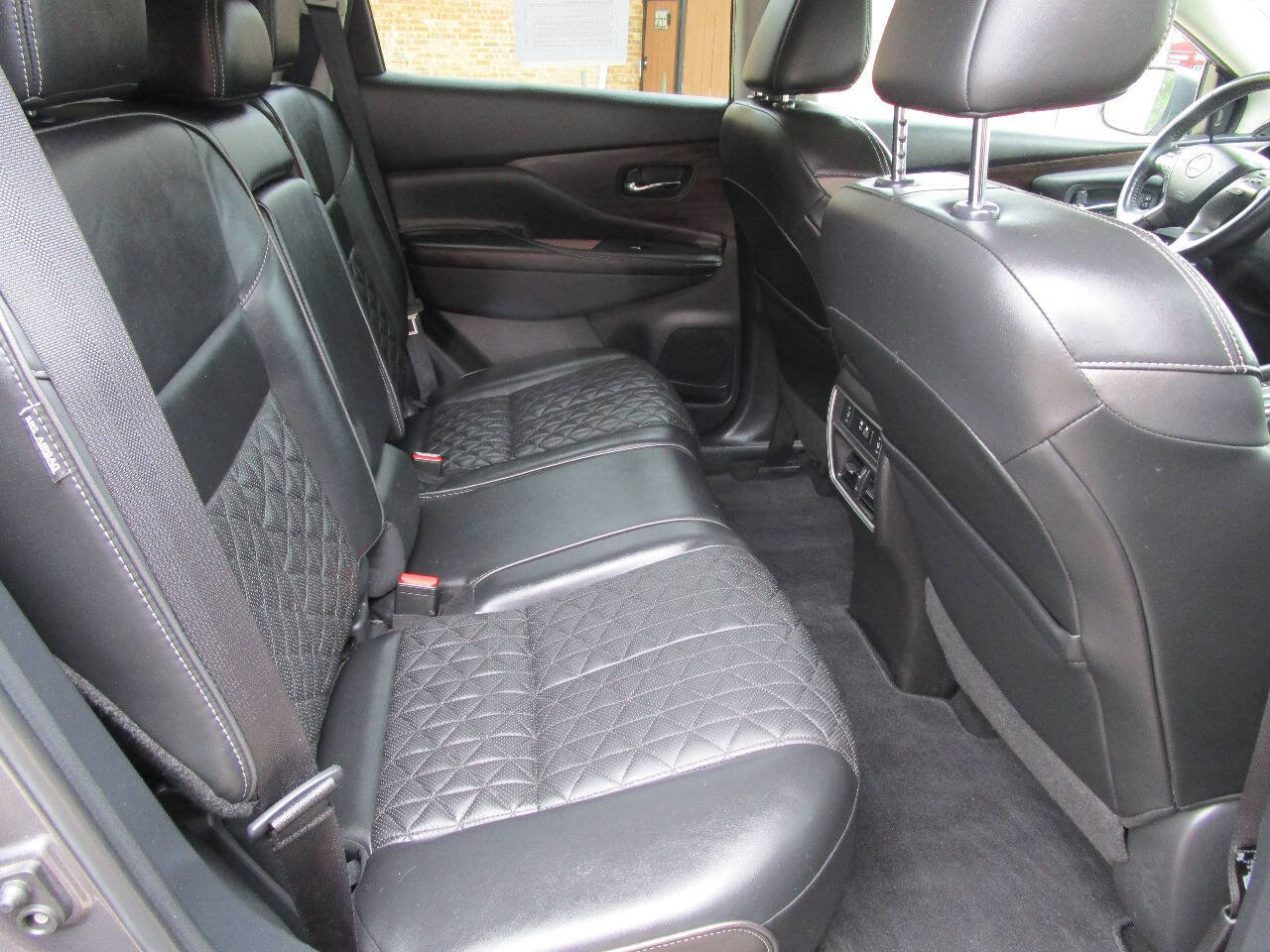 Used 2020 Nissan Murano Platinum AWD/4WD image 17