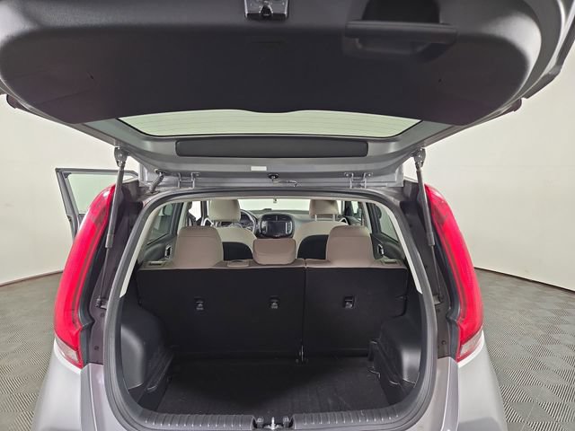 Certified 2022 Kia Soul LX FWD image 27