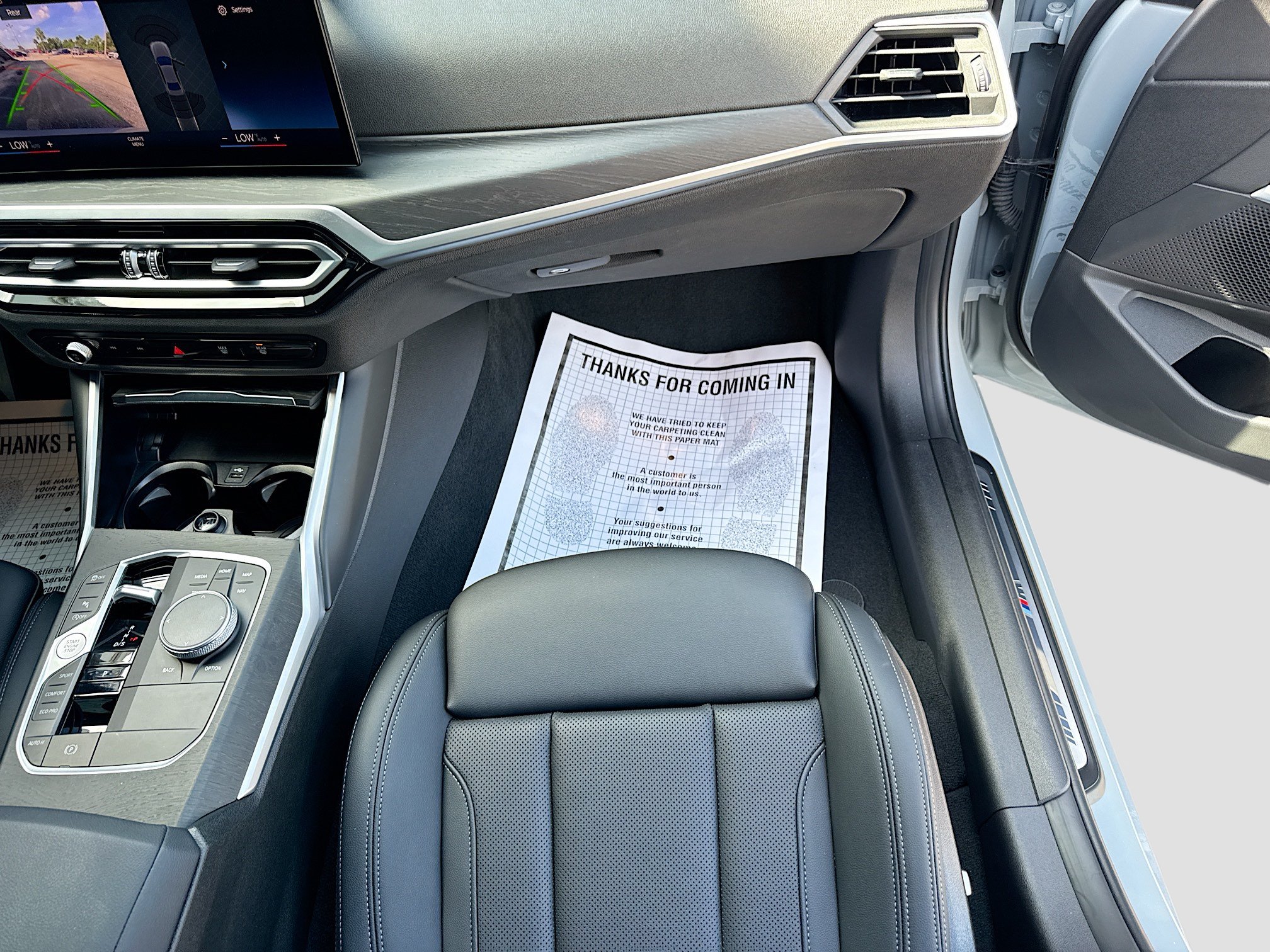 Used 2023 BMW 330i Sedan w/ M Sport Package RWD image 17