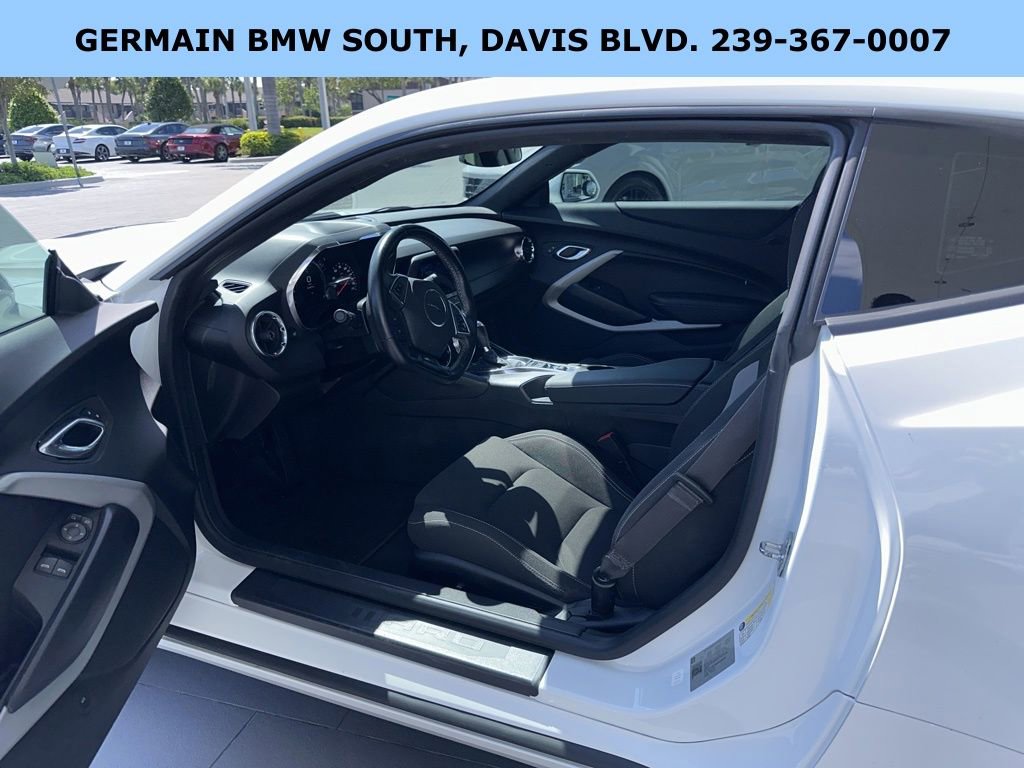 Used 2019 Chevrolet Camaro SS image 17