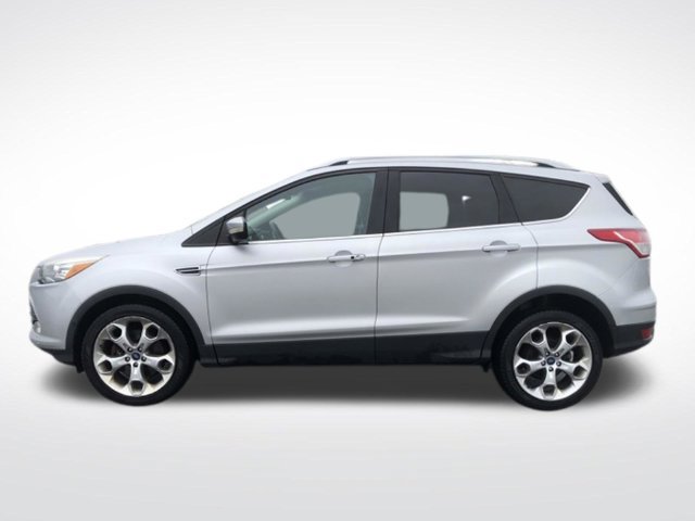 Used 2014 Ford Escape Titanium w/ Equipment Group 401A AWD/4WD image 2