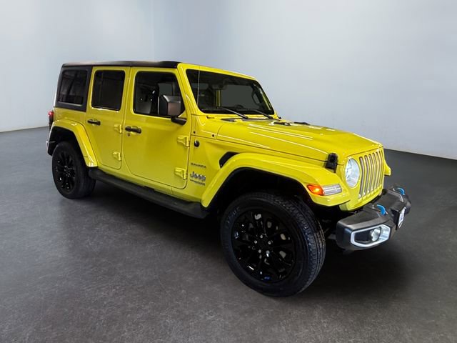 Used 2022 Jeep Wrangler Unlimited Sahara w/ Cold Weather Group image 7